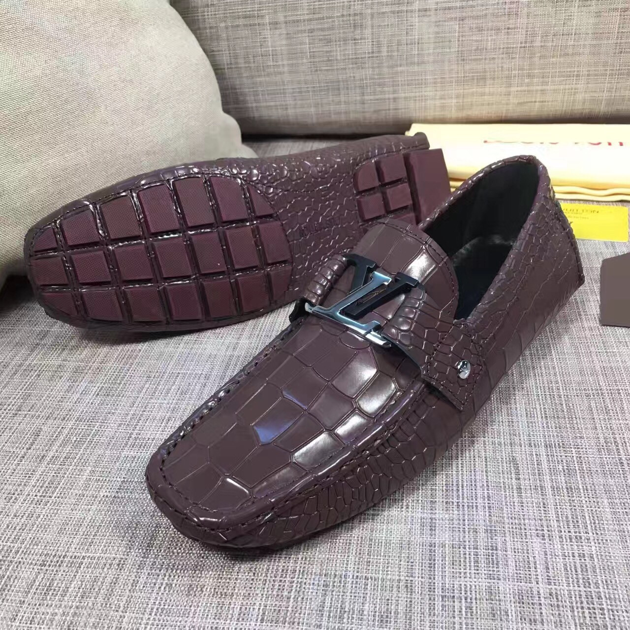 Giày Lười Nam Louis Vuitton Siêu Cấp GNLV0029 giay luoi nam lv sieu cap glnlv0029 5 510x510 - Giày Lười Nam Louis Vuitton Siêu Cấp GNLV0029