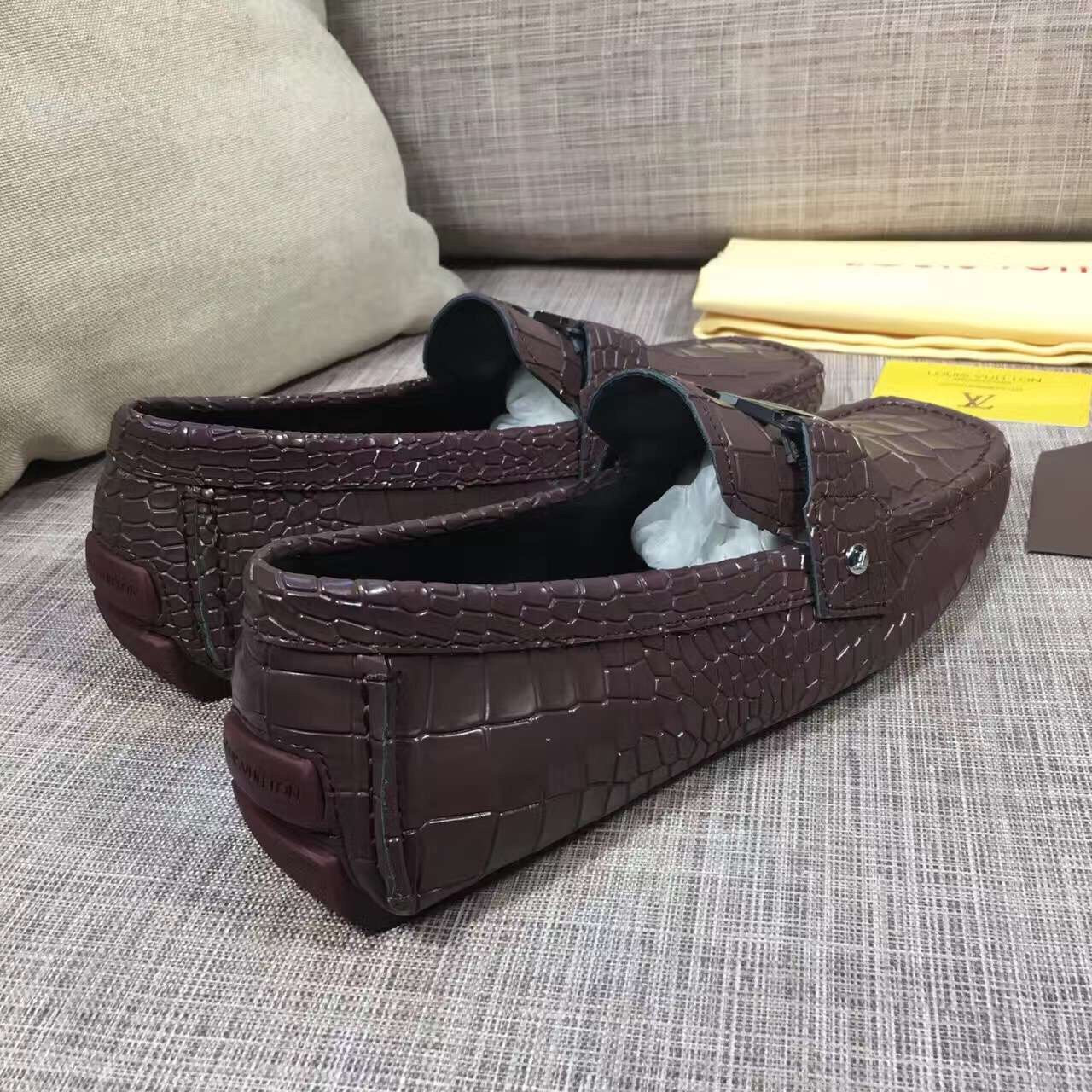 Giày Lười Nam Louis Vuitton Siêu Cấp GNLV0029 giay luoi nam lv sieu cap glnlv0029 510x510 - Giày Lười Nam Louis Vuitton Siêu Cấp GNLV0029