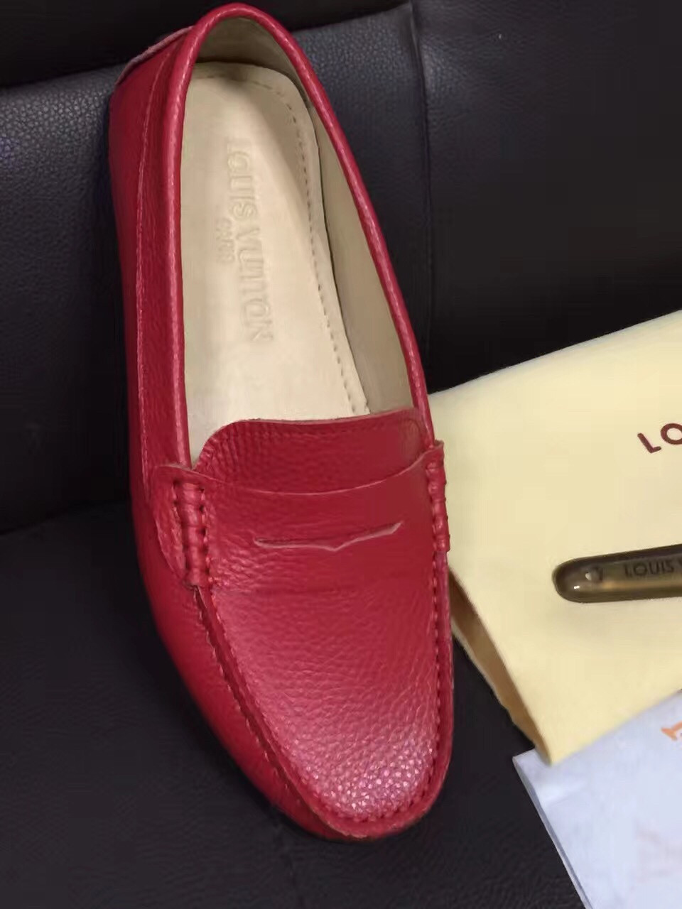 Giày Lười Nam Louis Vuitton Siêu Cấp GNLV0033 z638951593329 0686e4ae3859de1693820db945f5f867 510x680 - Giày Lười Nam Louis Vuitton Siêu Cấp GNLV0033