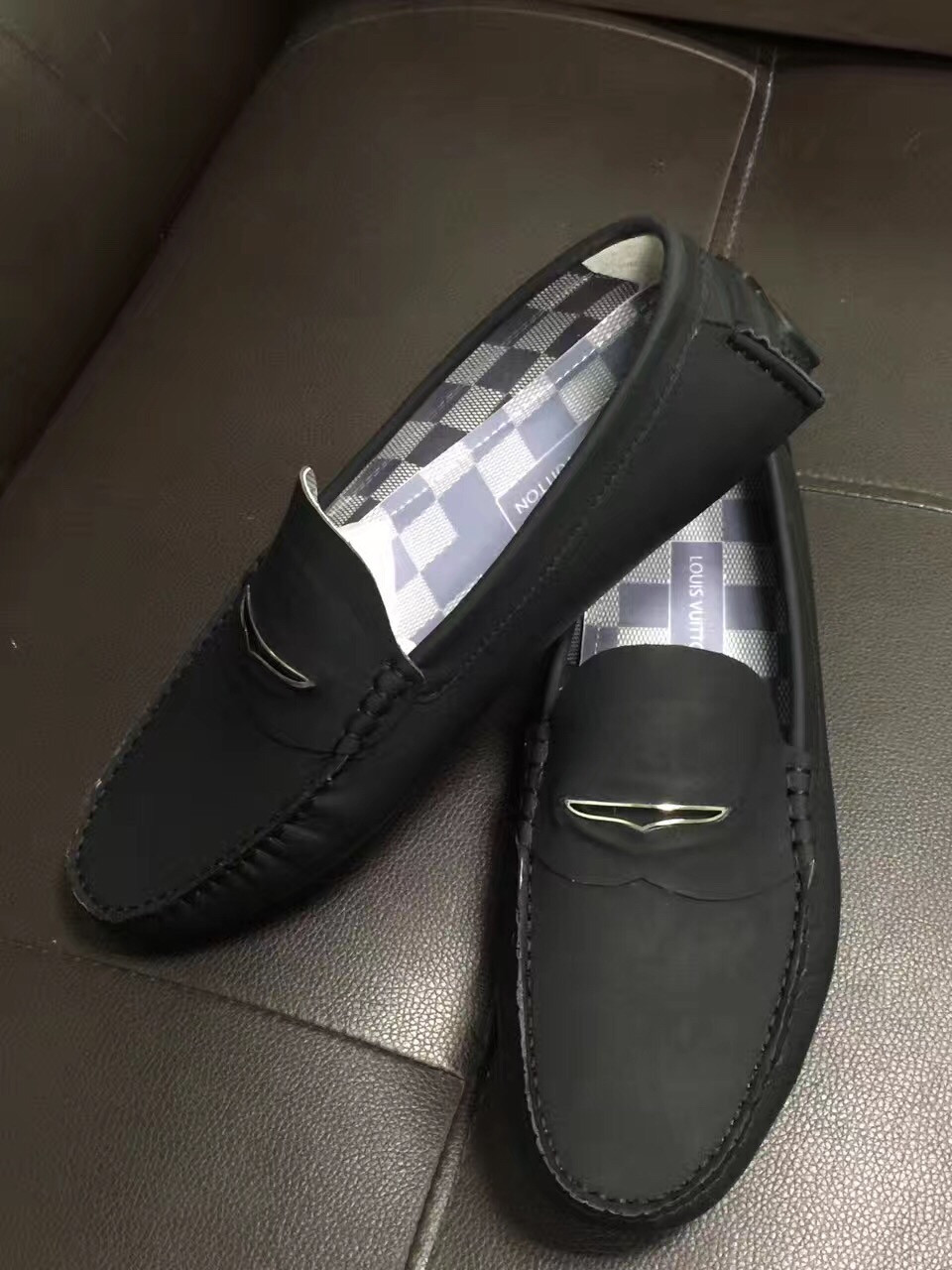 Giày Lười Nam Louis Vuitton Siêu Cấp GNLV0067 giay nam louis vuitton gnlv0067 2 510x680 - Giày Lười Nam Louis Vuitton Siêu Cấp GNLV0067