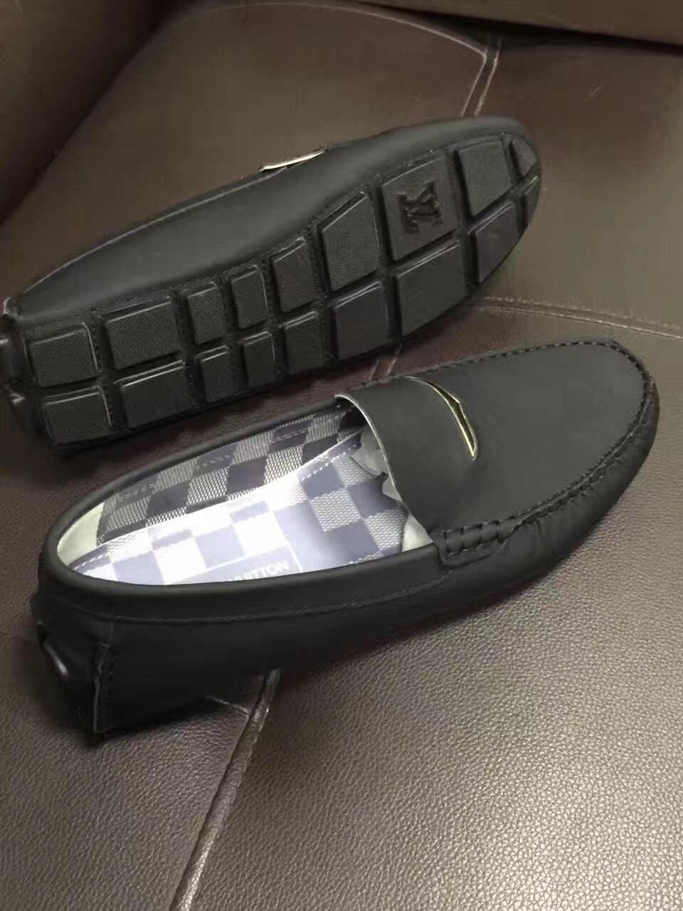 Giày Lười Nam Louis Vuitton Siêu Cấp GNLV0067 giay nam louis vuitton gnlv0067 4 510x680 - Giày Lười Nam Louis Vuitton Siêu Cấp GNLV0067
