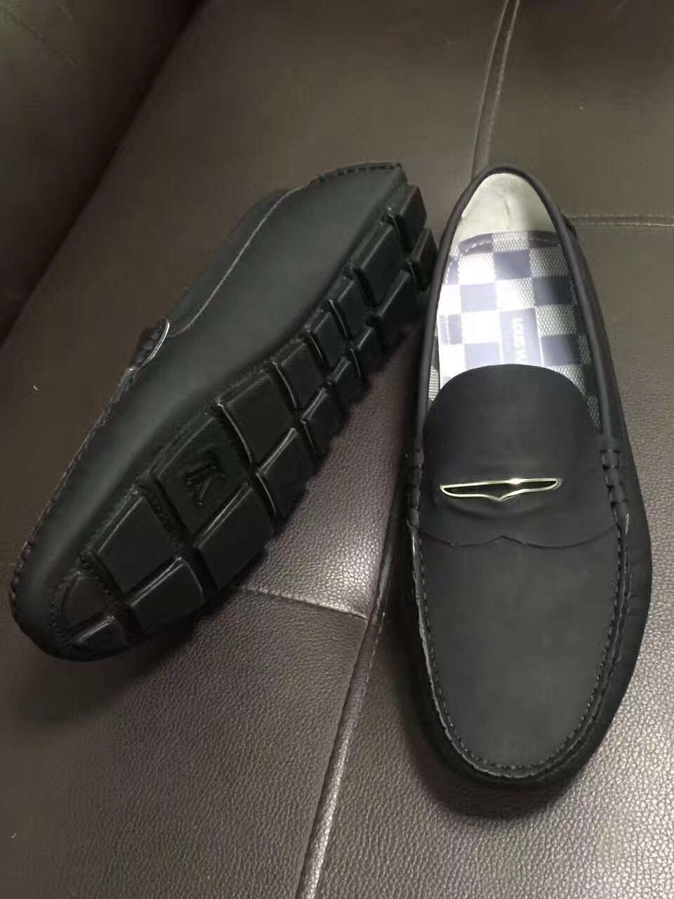 Giày Lười Nam Louis Vuitton Siêu Cấp GNLV0067 giay nam louis vuitton gnlv0067 7 510x680 - Giày Lười Nam Louis Vuitton Siêu Cấp GNLV0067