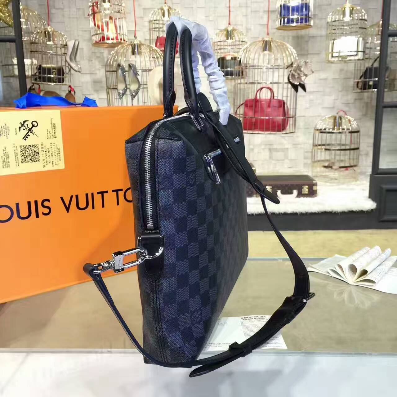 Túi Xách Nam Louis Vuitton Siêu Cấp TXNLV0037 tui xach Louis Vuitton Damier graphite documents jour N48260 txlv0351 510x510 - Túi Xách Nam Louis Vuitton Siêu Cấp TXNLV0037
