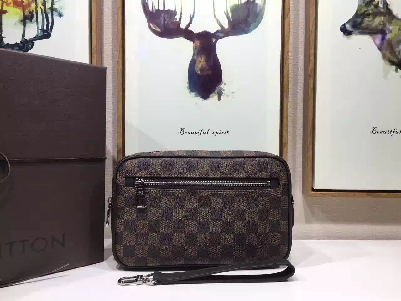 Túi Xách Nam Louis Vuitton Siêu Cấp TXNLV0046 tui xach Louis vuitton canvas Kasai Clutch mans bag N41663 txlv161 510x383 - Túi Xách Nam Louis Vuitton Siêu Cấp TXNLV0046