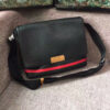 Túi Xách Nam Gucci TXNGC0003 tui xach nam gucci txngc0004 2 100x100 - Túi Xách Nam Gucci TXNGC0003