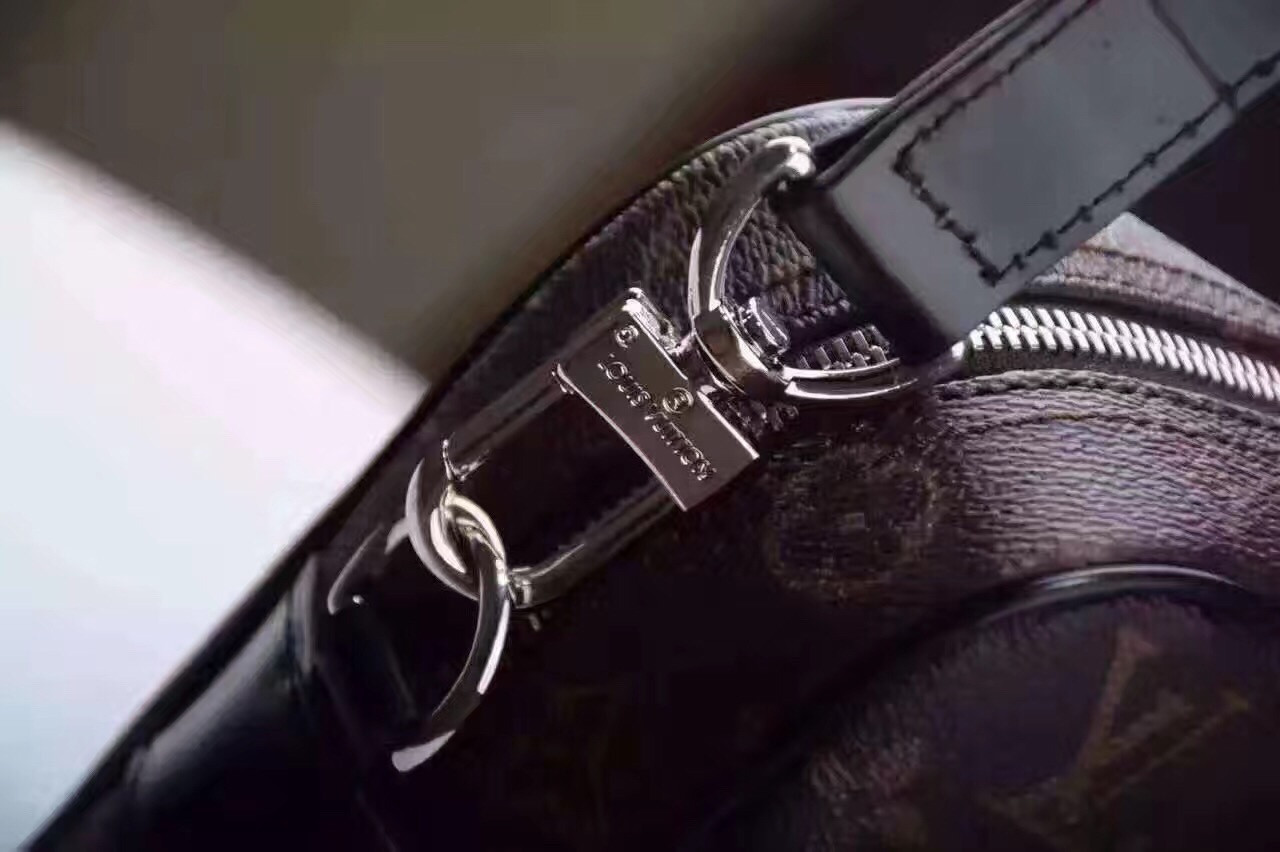 Túi Xách Nam Louis Vuitton TXNLV0033 tui xach nam lv txnlv0033 5 510x339 - Túi Xách Nam Louis Vuitton TXNLV0033