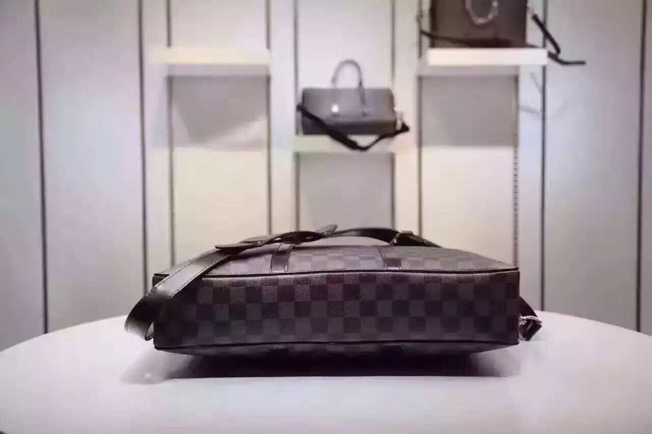 Túi Xách Nam Louis Vuitton TXNLV0033 tui xach nam lv txnlv0033 510x339 - Túi Xách Nam Louis Vuitton TXNLV0033