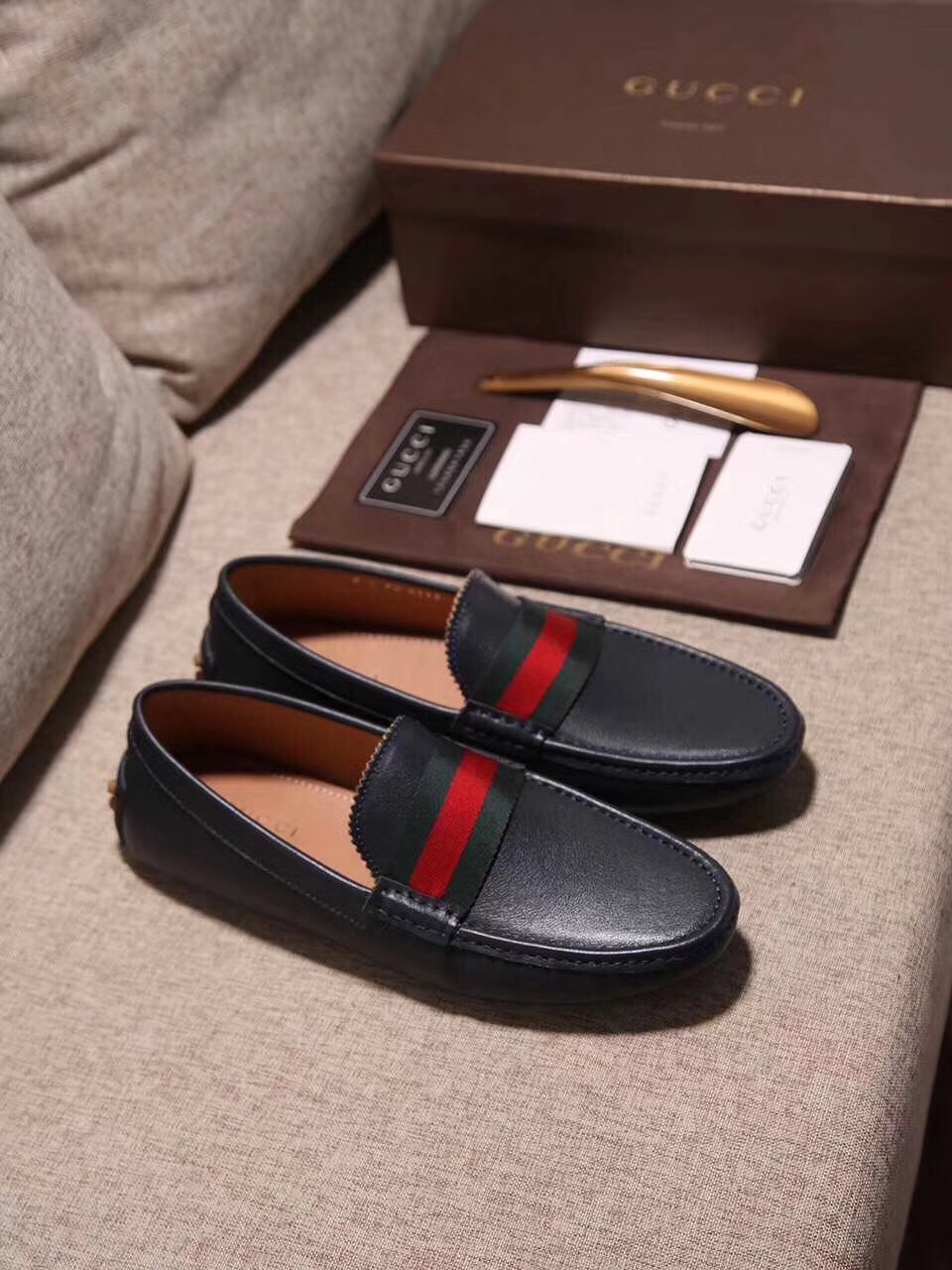 Giày Nam Louis Vuitton Siêu Cấp GNGC0018 z803058247683 434589b03981148aa079d0bb41b4a52b 510x680 - Giày Nam Louis Vuitton Siêu Cấp GNGC0018