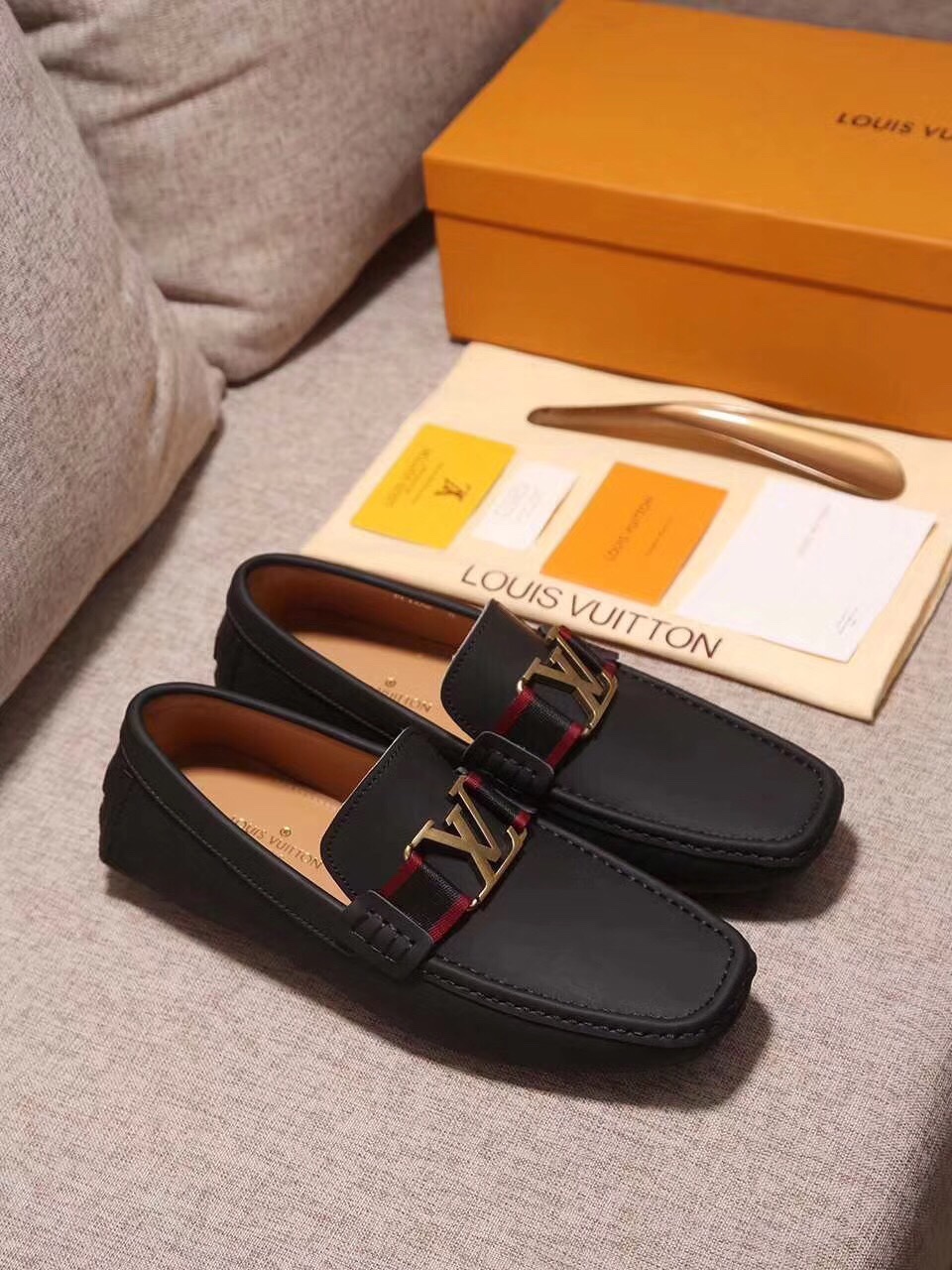 Giày Nam Louis Vuitton Siêu Cấp GNLV0109 z803058277487 cc3bf9e1a3ff562295aebd1b1340e7aa 510x680 - Giày Nam Louis Vuitton Siêu Cấp GNLV0109