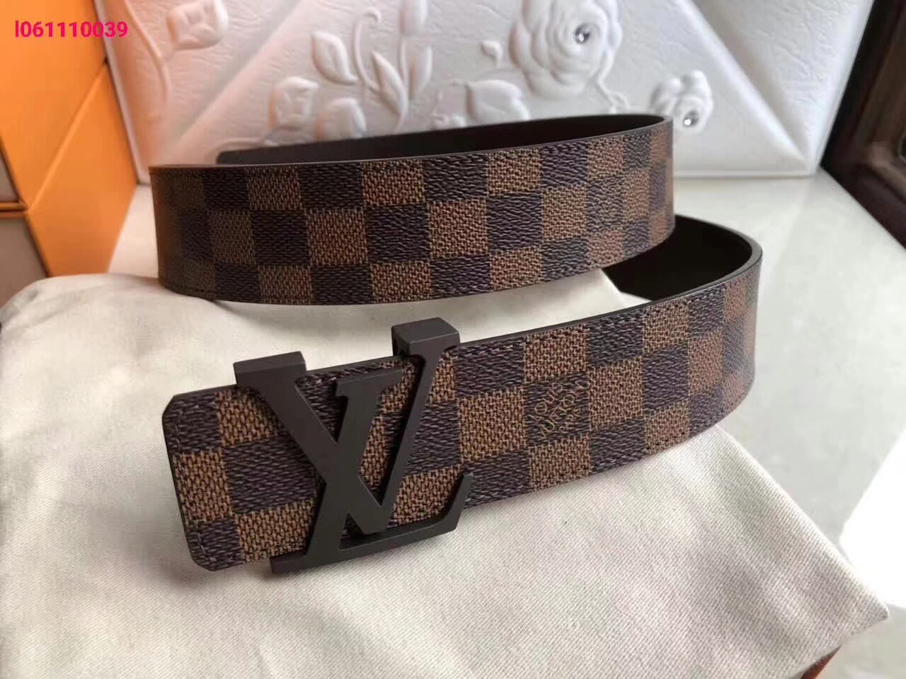 Thắt Lưng Nam Louis Vuitton Siêu Cấp TLNLV0046 z1019108294860 a92fbde8be57c01518544d30b657f8e9 510x383 - Thắt Lưng Nam Louis Vuitton Siêu Cấp TLNLV0046