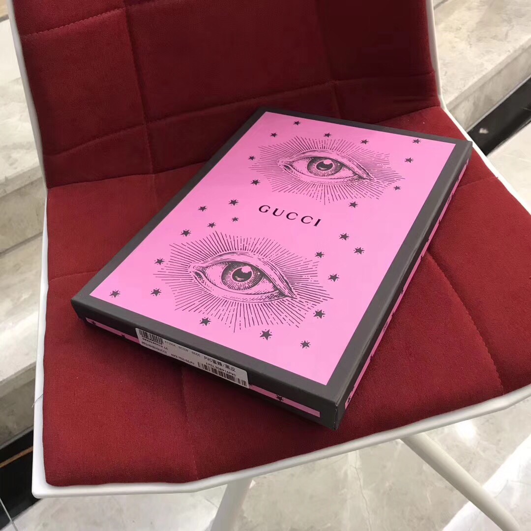 Túi Xách Nam Gucci Siêu Cấp TXNGC0006 z1019400524245 c4247e6b255e881d404468027ccda858 510x510 - Túi Xách Nam Gucci Siêu Cấp TXNGC0006