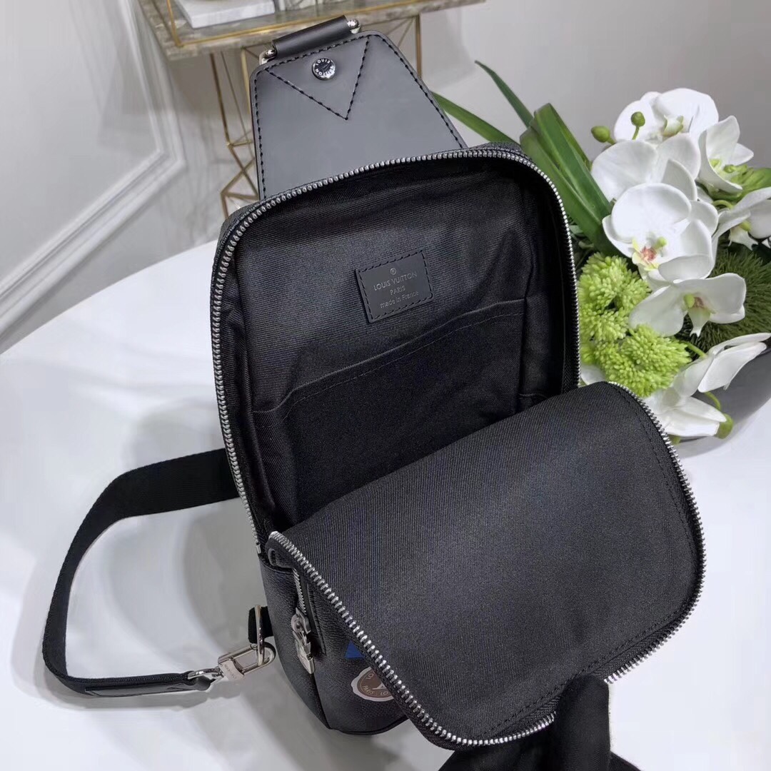 Túi Xách Nam Louis Vuitton Siêu Cấp TXNLV0050 z1019400529650 ace334db31676086a440407dc0f81934 510x510 - Túi Xách Nam Louis Vuitton Siêu Cấp TXNLV0050