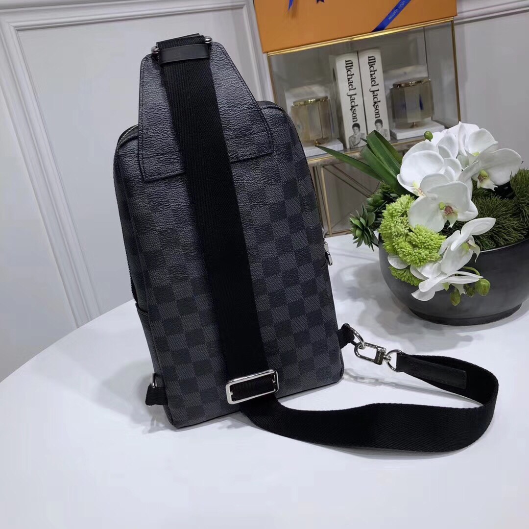 Túi Xách Nam Louis Vuitton Siêu Cấp TXNLV0050 z1019400566276 e4e56fbb29417fe7ee8601861f79d57d 510x510 - Túi Xách Nam Louis Vuitton Siêu Cấp TXNLV0050