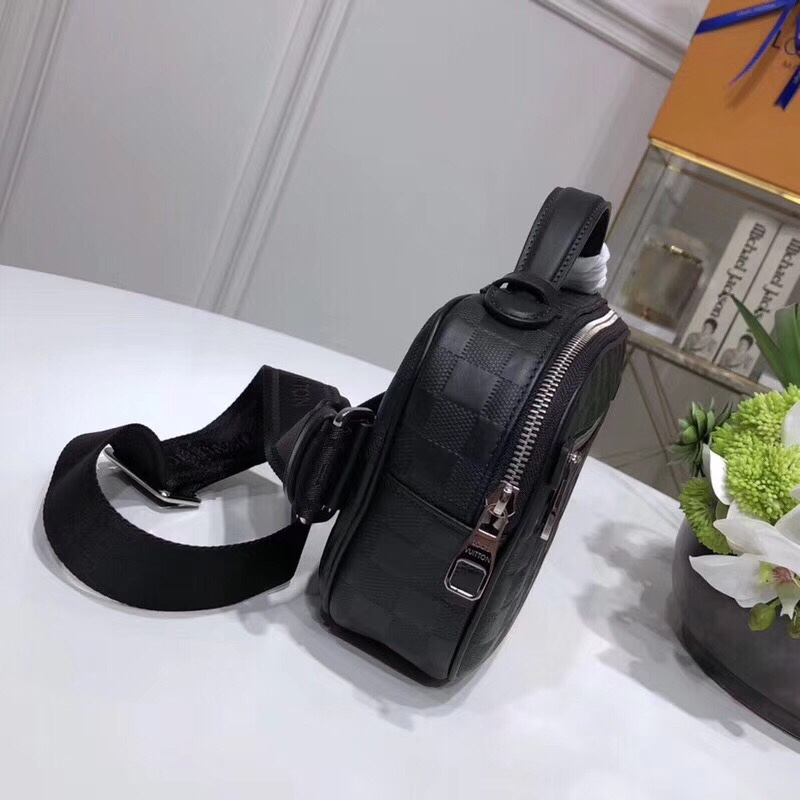 Túi Xách Nam Louis Vuitton Siêu Cấp TXNLV0052 z1020370628794 11e61d5c7b92a4d13683df5948d38f66 510x510 - Túi Xách Nam Louis Vuitton Siêu Cấp TXNLV0052