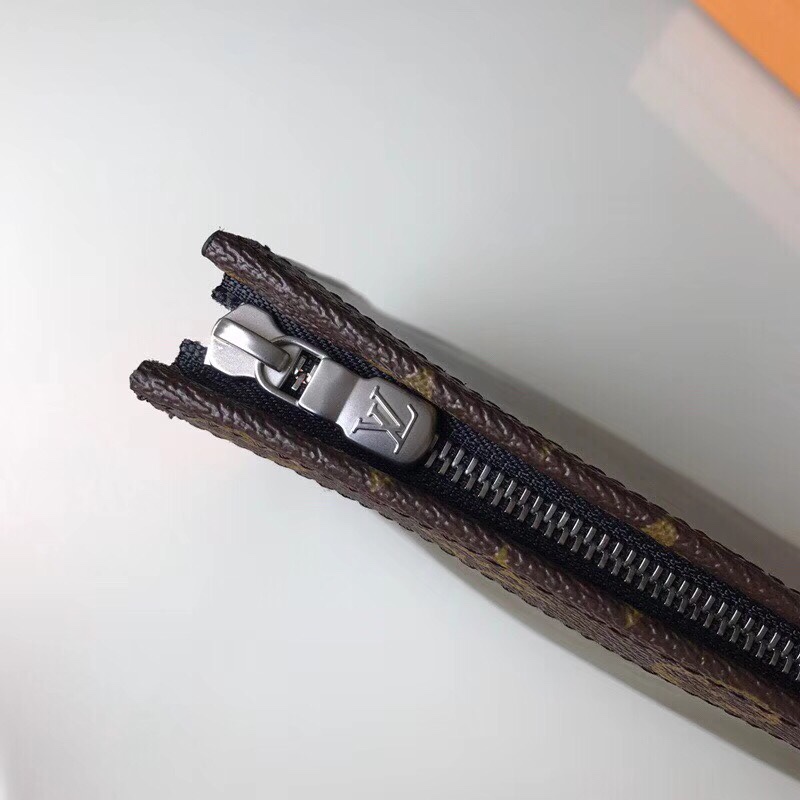 Ví Nam Louis Vuitton Siêu Cấp VNLV0047 z1024269332722 ffdb8c2fb63483b2a8fd8abaa11219b6 510x510 - Ví Nam Louis Vuitton Siêu Cấp VNLV0047