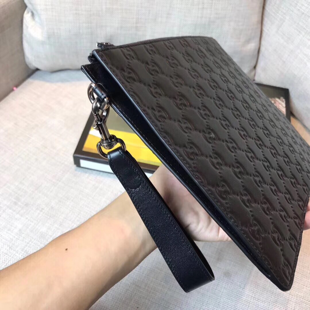 Túi Xách Nam Gucci Siêu Cấp TXNGC0008 z1025388559955 4340e571310ed15f3e23a76f3e7ed6a2 510x510 - Túi Xách Nam Gucci Siêu Cấp TXNGC0008