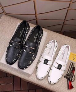 Giày Nam Louis Vuitton Siêu Cấp – GNLV0163 z1038755390749 48e244d302c516769dad70ecb35781e0 247x296 - Giày Nam Louis Vuitton Siêu Cấp – GNLV0163