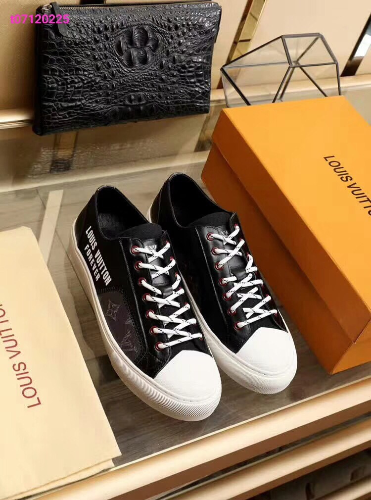 Giày Nam Louis Vuitton Siêu Cấp – GNGC0057 z1038756072011 00fe7aa09d221c37ebd9eda135590793 510x687 - Giày Nam Louis Vuitton Siêu Cấp – GNGC0057