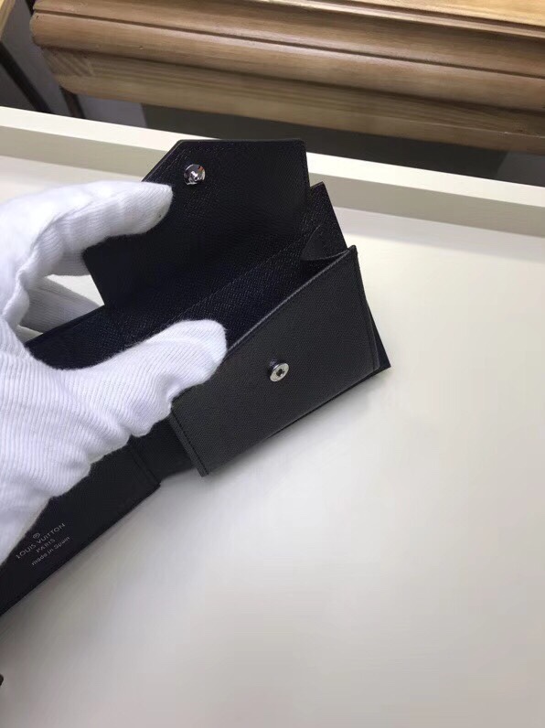 Ví nam Louis Vuitton siêu cấp – VNLV0053 z1039878822089 522d2f45f15e907ab311e756a3ce25de 510x681 - Ví nam Louis Vuitton siêu cấp – VNLV0053