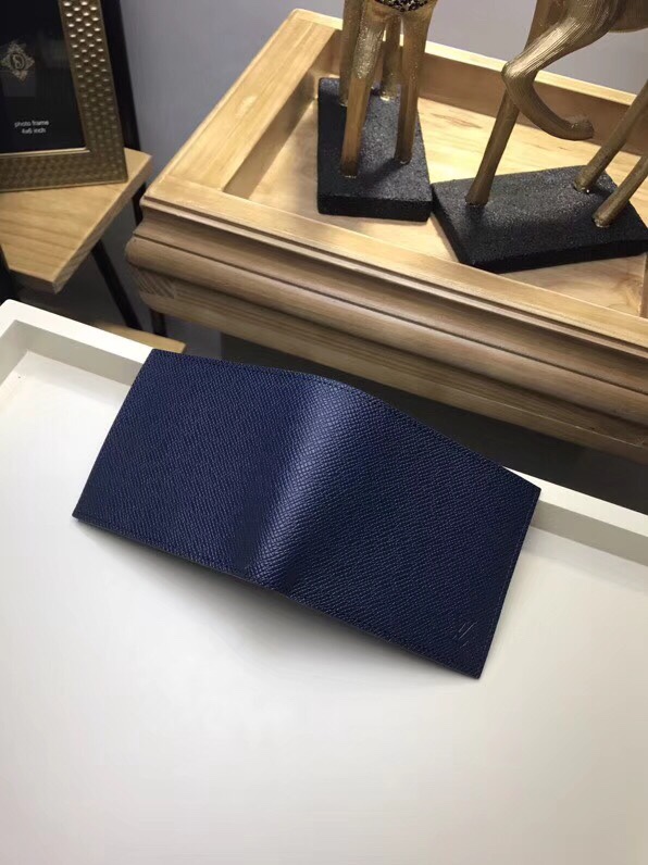 Ví nam Louis Vuitton siêu cấp – VNLV0054 z1039878879699 c095c4745fb0950c08888b999e52e647 510x681 - Ví nam Louis Vuitton siêu cấp – VNLV0054