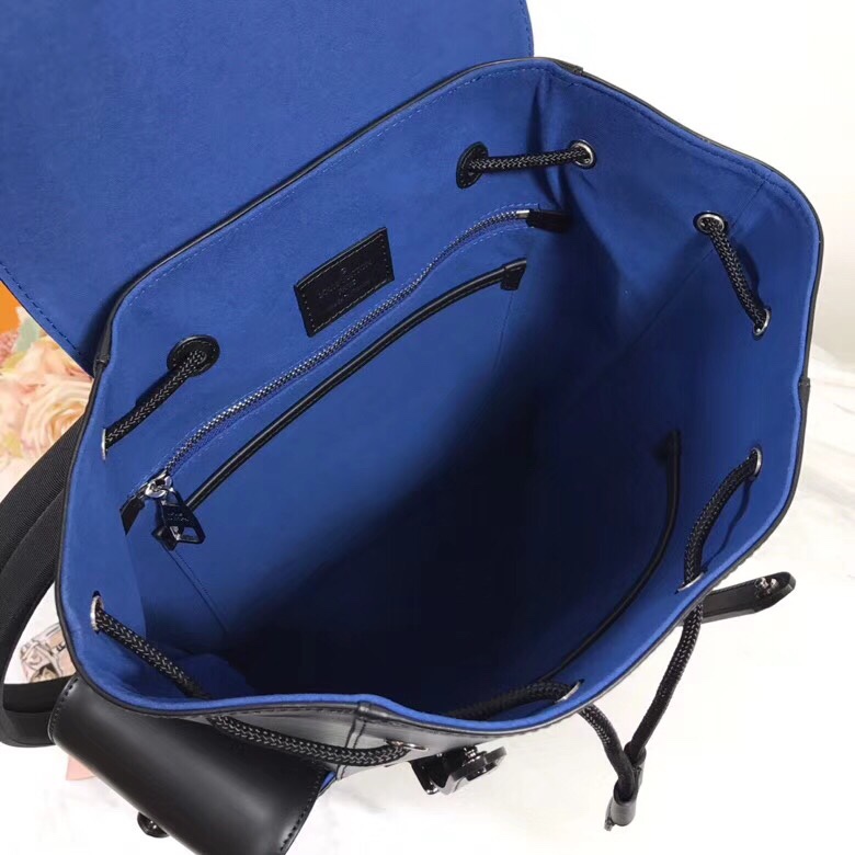 Túi Xách Nam Louis Vuitton Siêu Cấp TXNLV0072 z1068532818232 8e78e0a9934ceab3b3617d09b49657e7 510x510 - Túi Xách Nam Louis Vuitton Siêu Cấp TXNLV0072