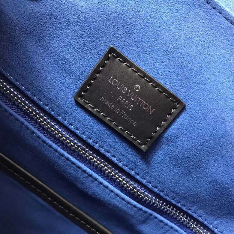 Túi Xách Nam Louis Vuitton Siêu Cấp TXNLV0072 z1068532843253 09e7986c8a8b61e2cdd7679295e44cdf 510x510 - Túi Xách Nam Louis Vuitton Siêu Cấp TXNLV0072