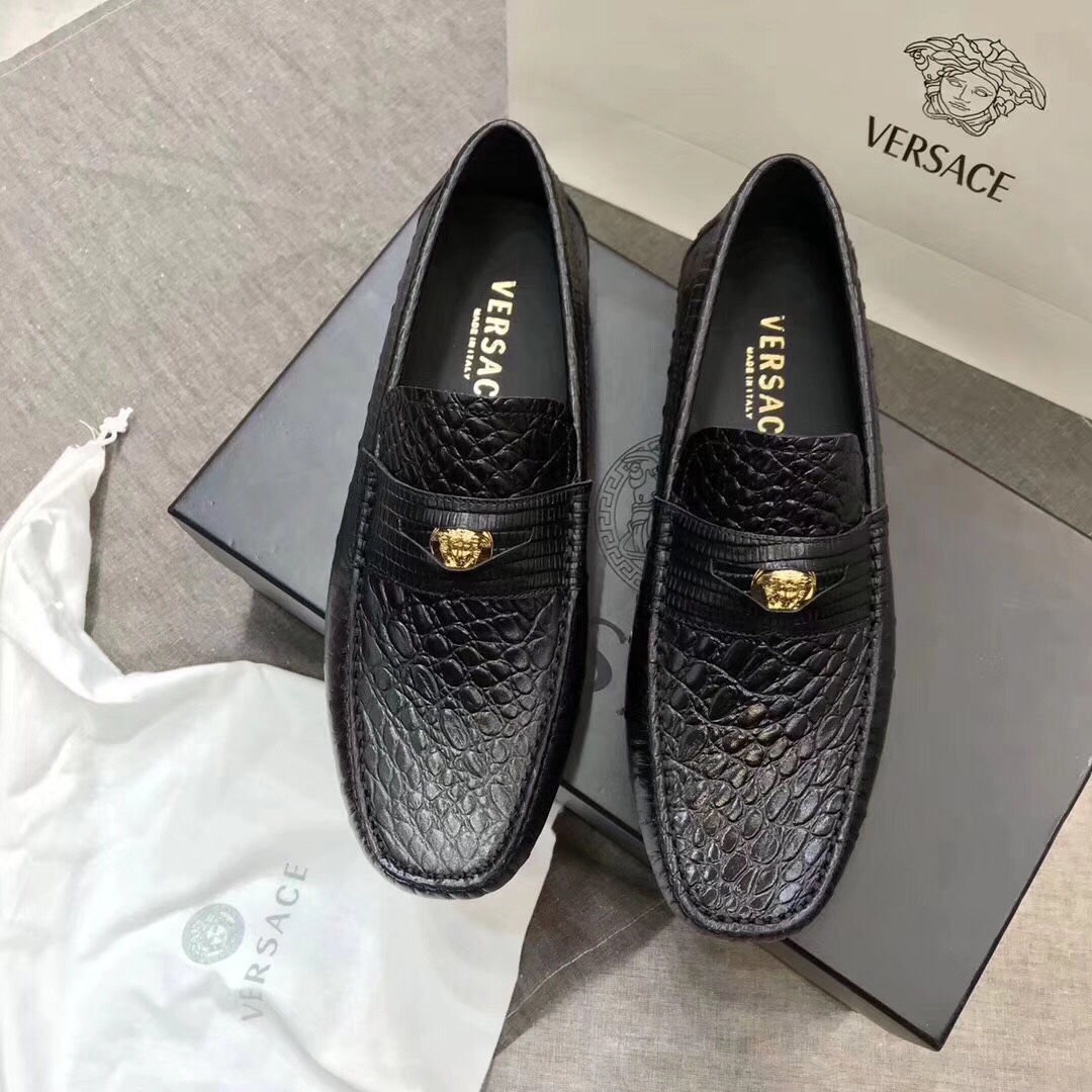 Giày nam Versace siêu cấp VIP - GNVS0017 z1059382328573 b366272922db8af28fdc761451a2c2a1 510x510 - Giày nam Versace siêu cấp VIP - GNVS0017