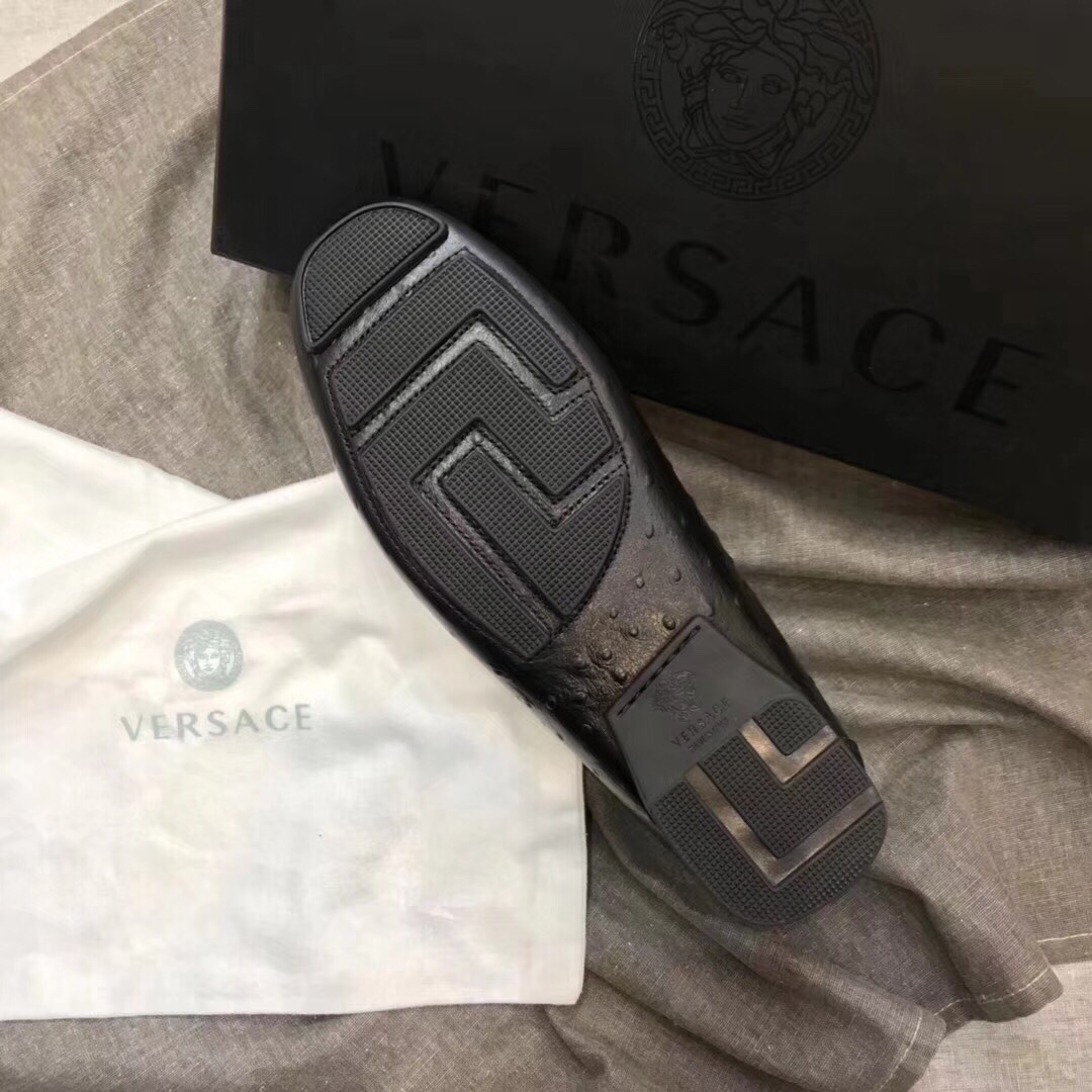 Giày nam Versace siêu cấp VIP - GNVS0017 z1059382329326 63e3dbbc5beeba149281cdd82e9895f4 510x510 - Giày nam Versace siêu cấp VIP - GNVS0017