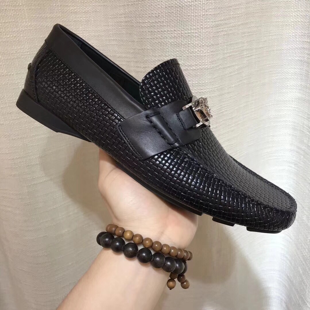 Giày nam Versace siêu cấp VIP - GNVS0016 z1059382350418 7de1bcd6d621f29cb7311d298a367781 510x510 - Giày nam Versace siêu cấp VIP - GNVS0016