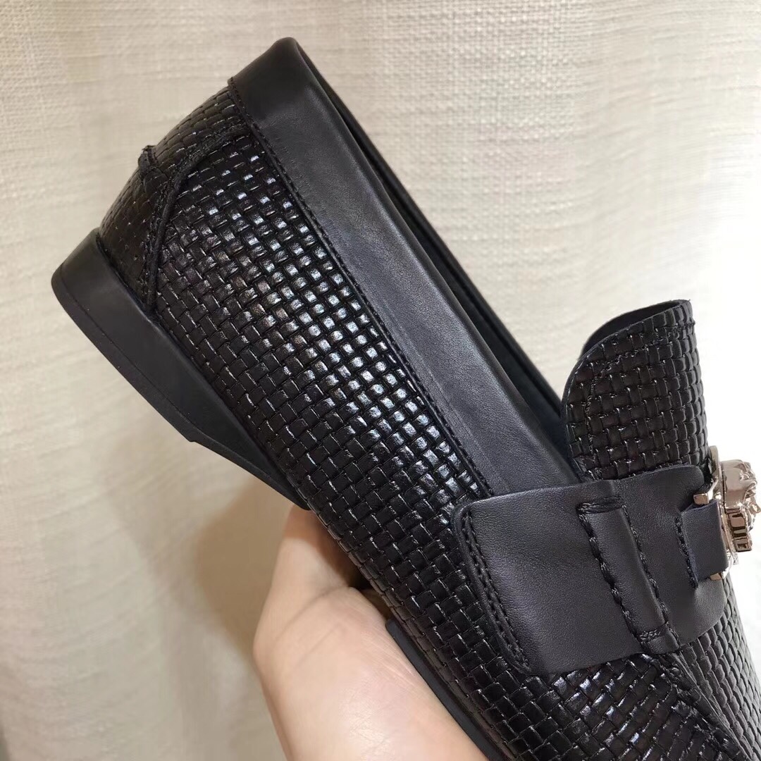 Giày nam Versace siêu cấp VIP - GNVS0016 z1059382353413 b4022bca454de8828f8634c9b9a54379 510x510 - Giày nam Versace siêu cấp VIP - GNVS0016