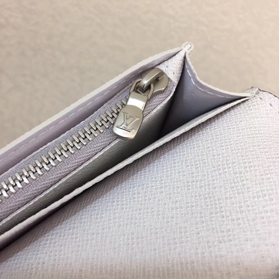 Ví nam Louis Vuitton siêu cấp – VNLV0086 149cd22d1f29fb77a238 510x510 - Ví nam Louis Vuitton siêu cấp – VNLV0086