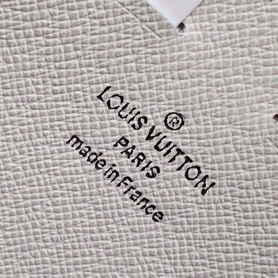 Ví nam Louis Vuitton siêu cấp – VNLV0090 5c60857a4f7eab20f26f 510x510 - Ví nam Louis Vuitton siêu cấp – VNLV0090