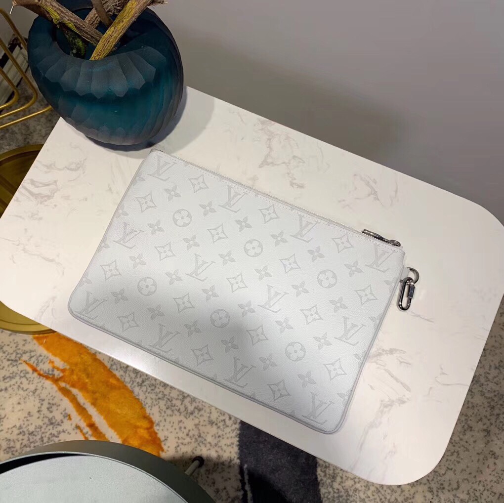 Ví nam Louis Vuitton siêu cấp – VNLV0091 9fad1b9ed19a35c46c8b 510x509 - Ví nam Louis Vuitton siêu cấp – VNLV0091
