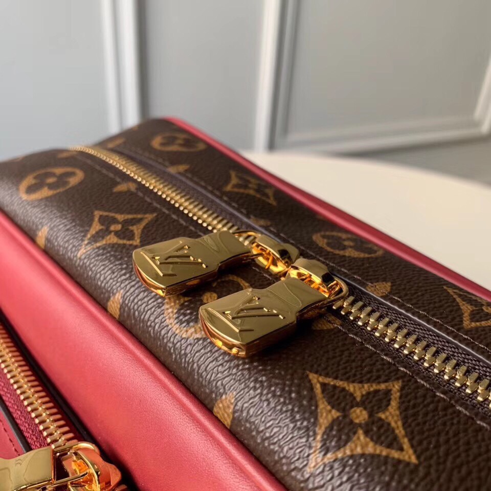 Túi Xách Nam Louis Vuitton Siêu Cấp TXNLV0093 b5a1e1aafff71ba942e6 510x510 - Túi Xách Nam Louis Vuitton Siêu Cấp TXNLV0093