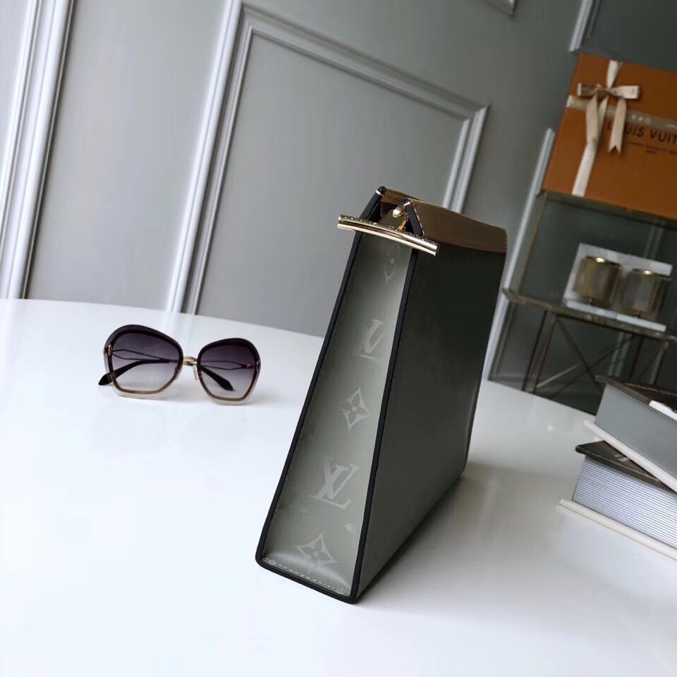 Ví nam Louis Vuitton siêu cấp – VNLV0084 eecc2936e432006c5923 510x510 - Ví nam Louis Vuitton siêu cấp – VNLV0084
