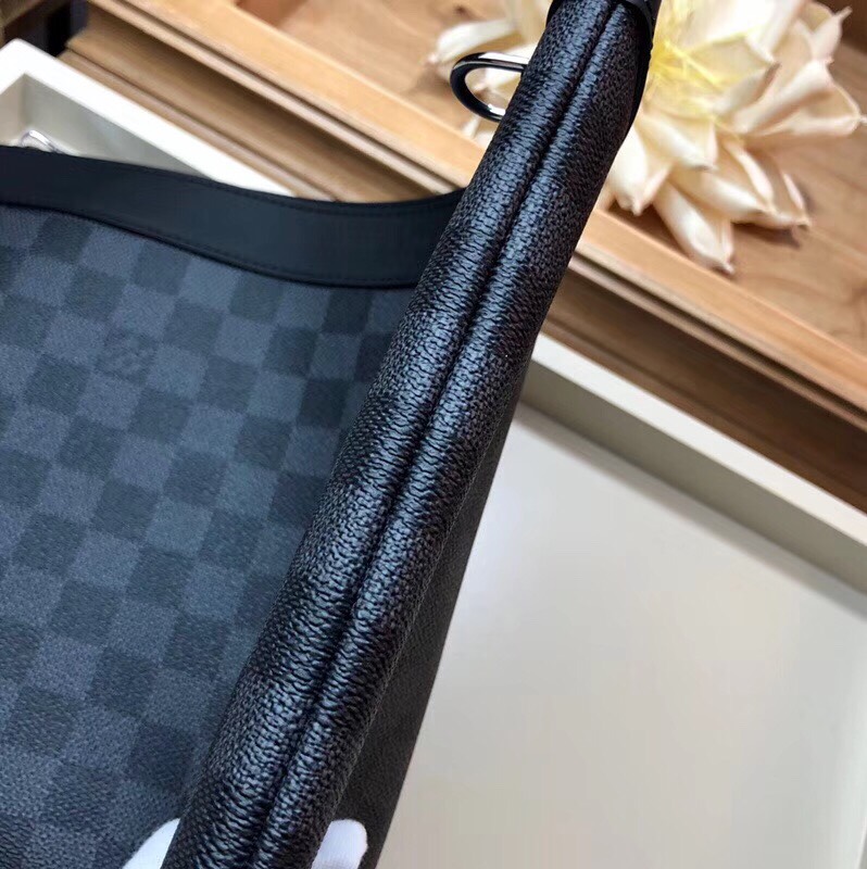 Ví nam Louis Vuitton siêu cấp – VNLV0095 780a30bcfab81ee647a9 510x511 - Ví nam Louis Vuitton siêu cấp – VNLV0095