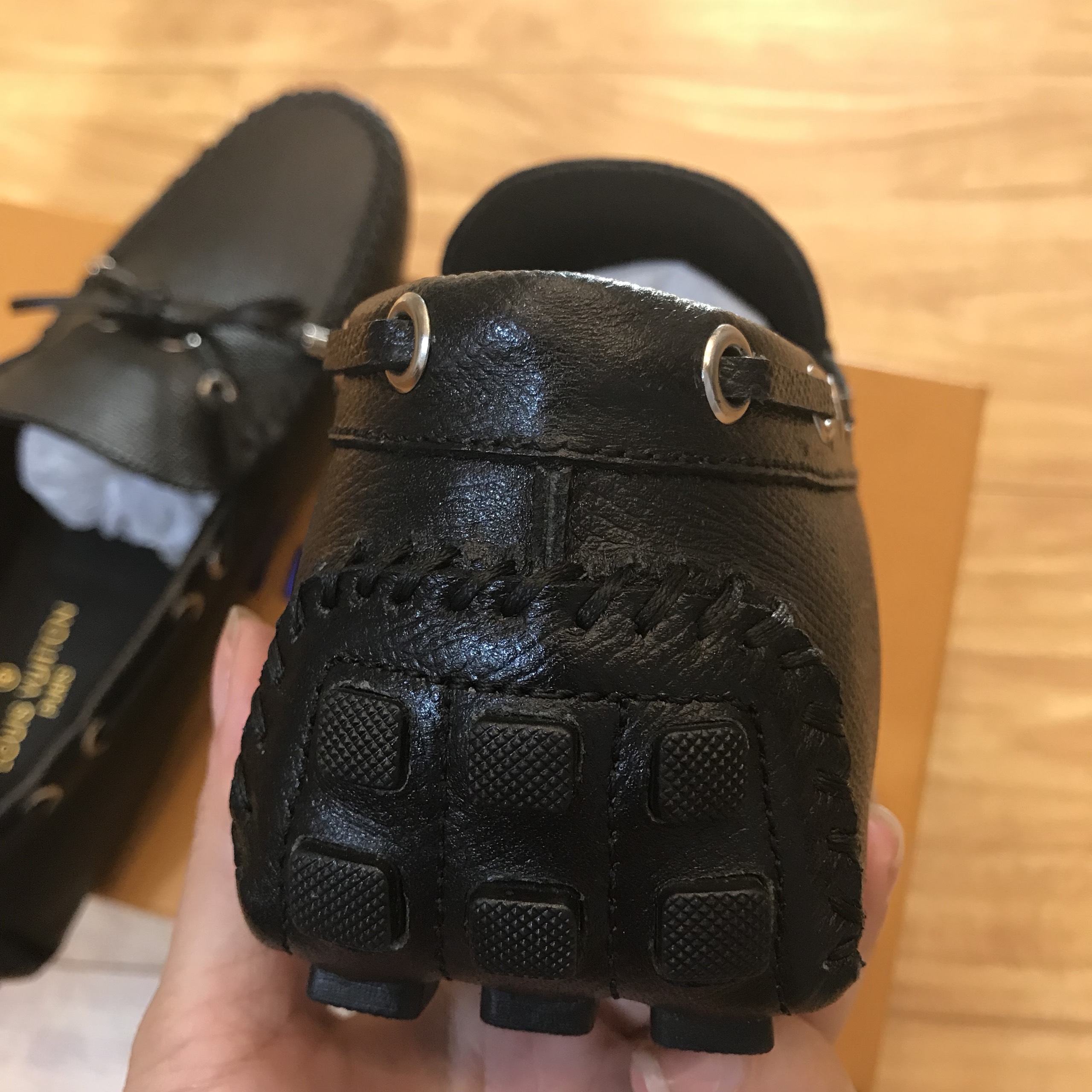 Giày Nam Louis Vuitton Siêu Cấp MSLV0072 95915c3cc46623387a77 510x510 - Giày Nam Louis Vuitton Siêu Cấp MSLV0072