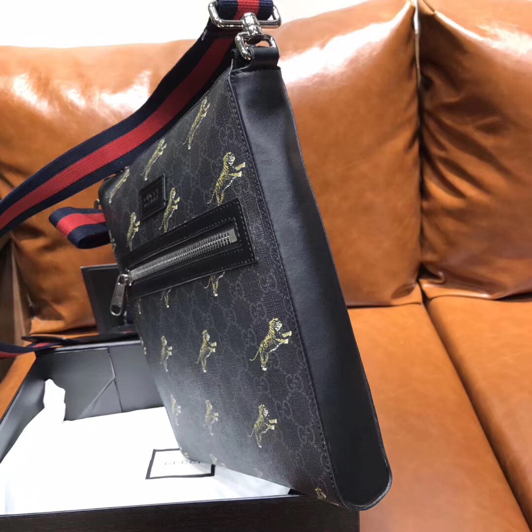 Túi Xách Nam Gucci Siêu Cấp MSGC0055 c2e5e8743935de6b8724 510x510 - Túi Xách Nam Gucci Siêu Cấp MSGC0055