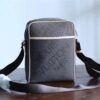 Túi Xách Nam Louis Vuitton Siêu Cấp MSLV0083 f1a76c3b974a7014295b 100x100 - Túi Xách Nam Louis Vuitton Siêu Cấp MSLV0083
