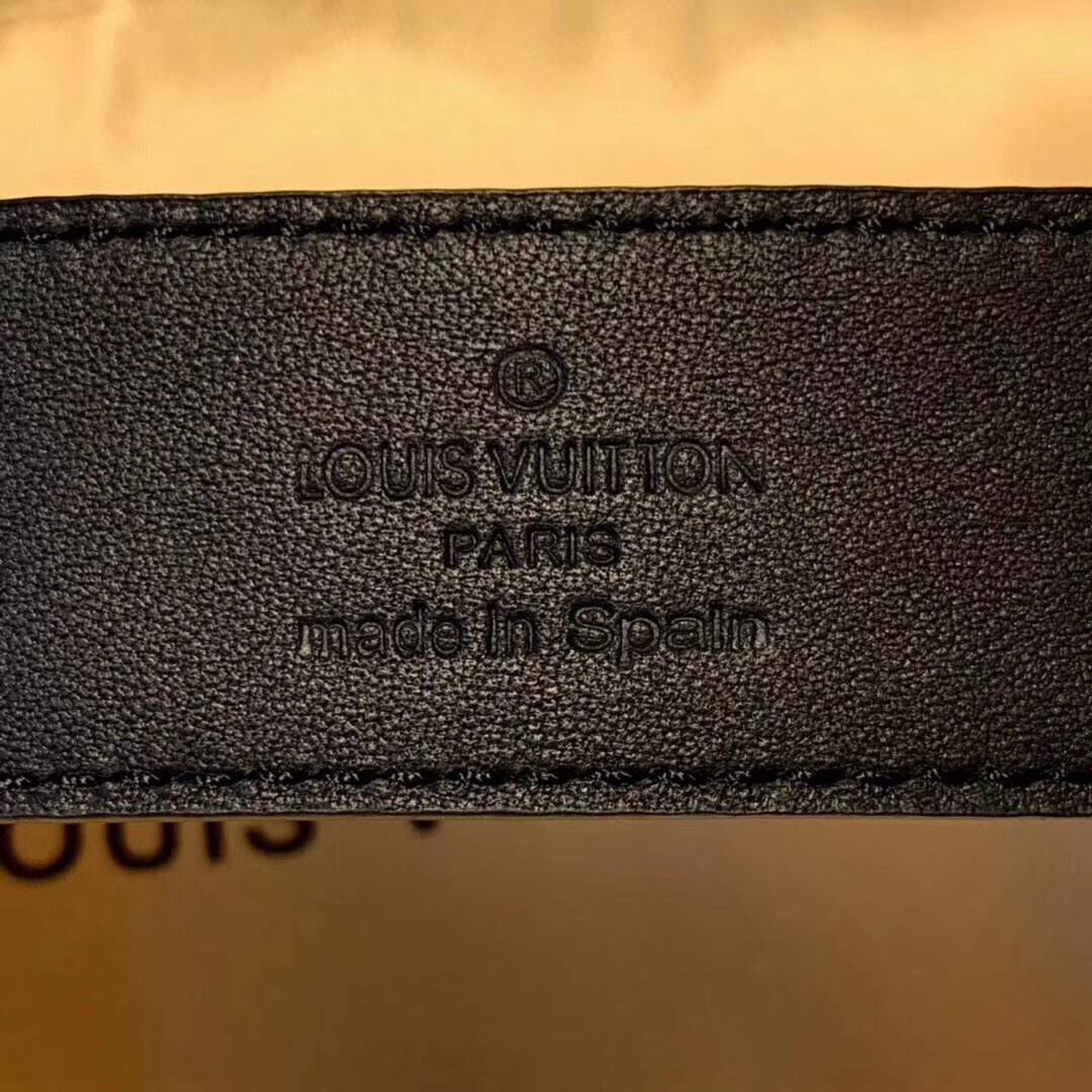 Thắt Lưng Nam Louis Vuitton Siêu Cấp MSLV0121 67af6c8fe10d06535f1c 510x510 - Thắt Lưng Nam Louis Vuitton Siêu Cấp MSLV0121