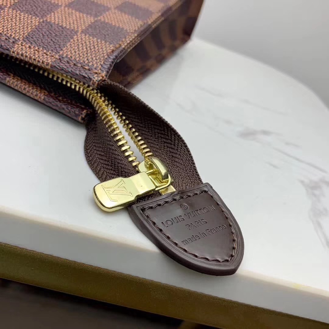 VÍ NAM LOUIS VUITTON SIÊU CẤP MSLV 1084 1ffc6718a80955570c18 510x510 - VÍ NAM LOUIS VUITTON SIÊU CẤP MSLV 1084