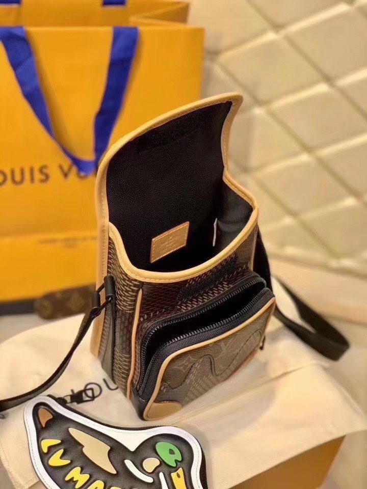 Túi xách nam Louis Vuitton Siêu Cấp TXNLV1193 22ec9c90b7c64b9812d7 510x680 - Túi xách nam Louis Vuitton Siêu Cấp TXNLV1193