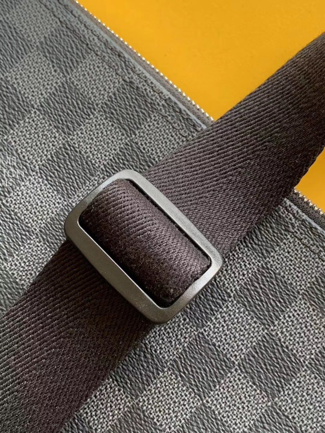Túi xách nam Louis Vuitton Siêu Cấp TXNLV1191 25e13aa0ade751b908f6 510x680 - Túi xách nam Louis Vuitton Siêu Cấp TXNLV1191