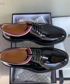 Giày nam Gucci Siêu Cấp MSGC1167 3e1c6418f4af09f150be 247x296 - Giày nam Gucci Siêu Cấp MSGC1167