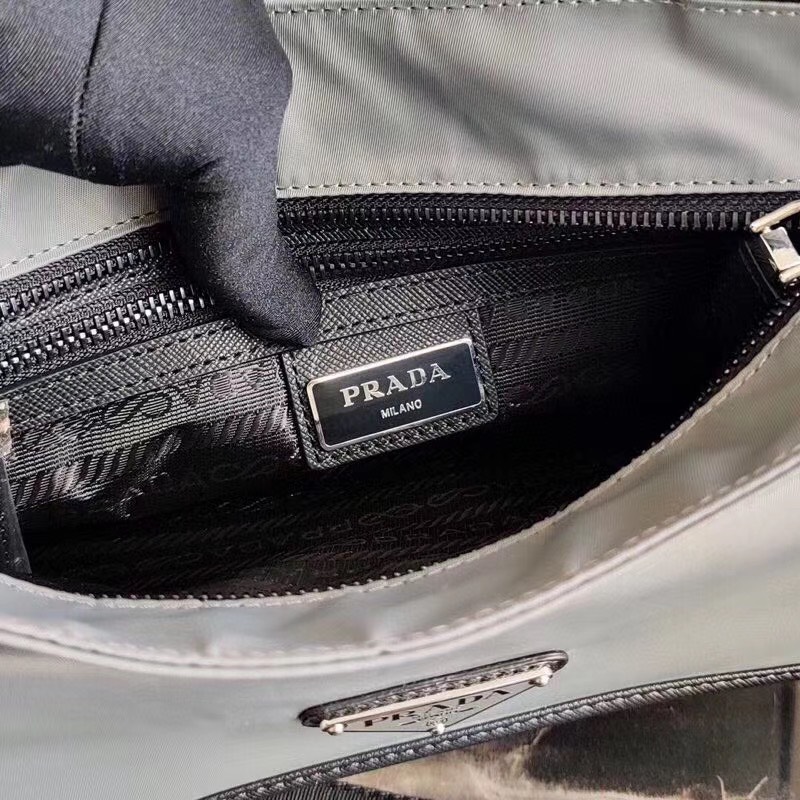 Túi đeo chéo Prada Siêu Cấp TNPD1201 4925c2a1b6cf4a9113de 510x510 - Túi đeo chéo Prada Siêu Cấp TNPD1201