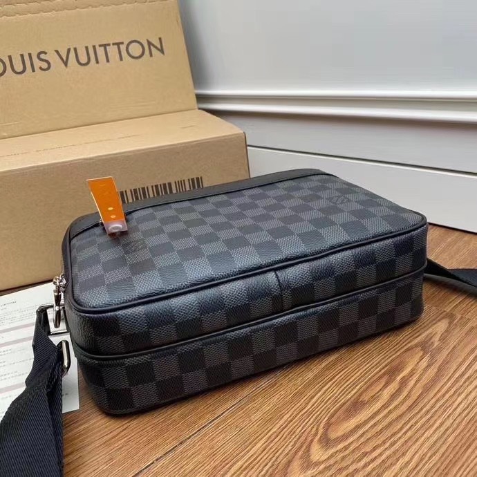 Túi đeo chéo Louis Vuitton Siêu cấp TXNLV1205 b178d0e7998965d73c98 510x510 - Túi đeo chéo Louis Vuitton Siêu cấp TXNLV1205