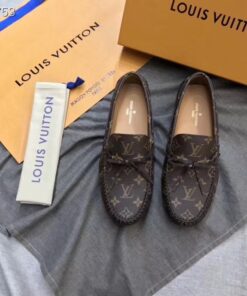Giày nam Louis Vuitton Siêu Cấp MSLV1159 d002351f4894b5caec85 247x296 - Giày nam Louis Vuitton Siêu Cấp MSLV1159