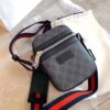 eb2ad65fa3315f6f0620 100x100 - Túi xách nam Versace Siêu Cấp TXNVS1196