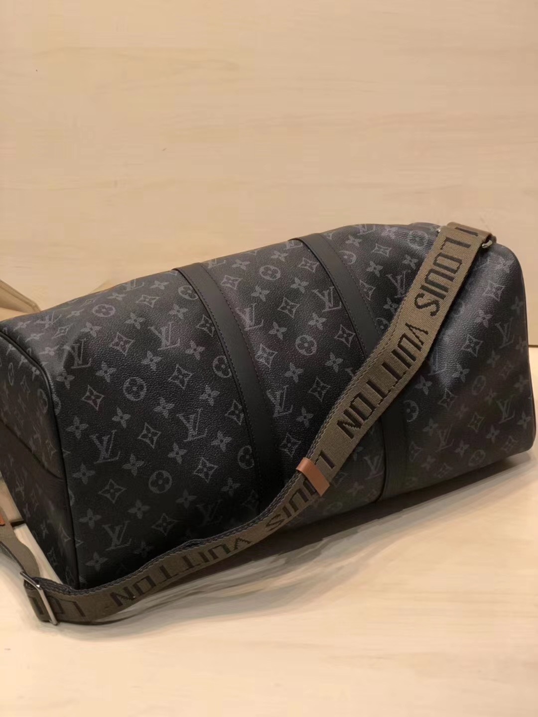 Túi xách nam Louis Vuitton Siêu Cấp TXNLV1150 fc813decd51728497106 510x680 - Túi xách nam Louis Vuitton Siêu Cấp TXNLV1150