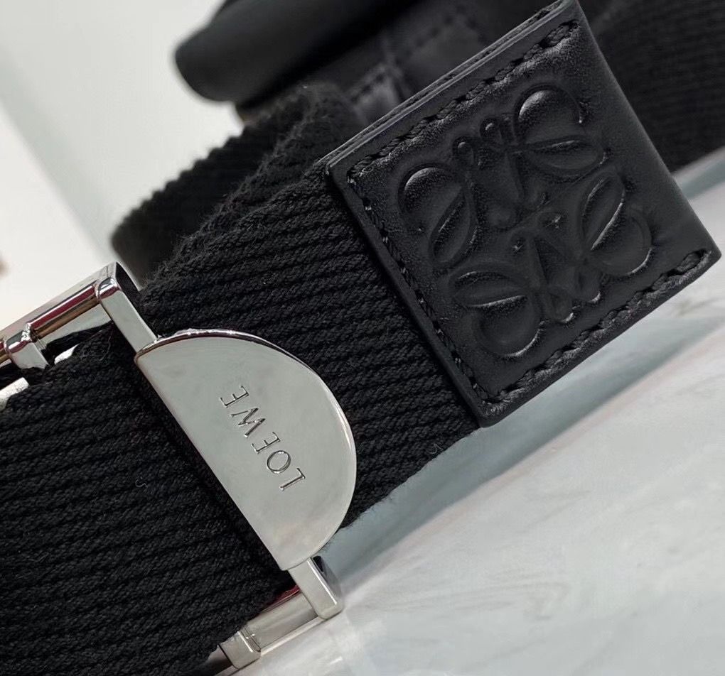 Túi xách nam Loewe Siêu Cấp TXNSC1242 7583483293a46ffa36b5 510x476 - Túi xách nam Loewe Siêu Cấp TXNSC1242